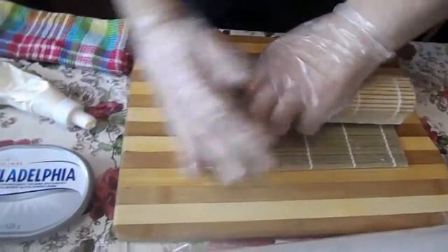 Как сделать ролл филадельфия просто и вкусно! смотреть онлайн
