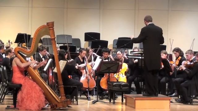 Harpist Virginia Wagner plays Debussy with Middleton HS Orchestra смотреть онлайн
