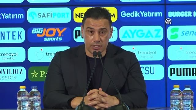 Fenerbahçe 4-0 Başakşehir Çağdaş Atan Maç Sonu Basın Toplantısı смотреть онлайн