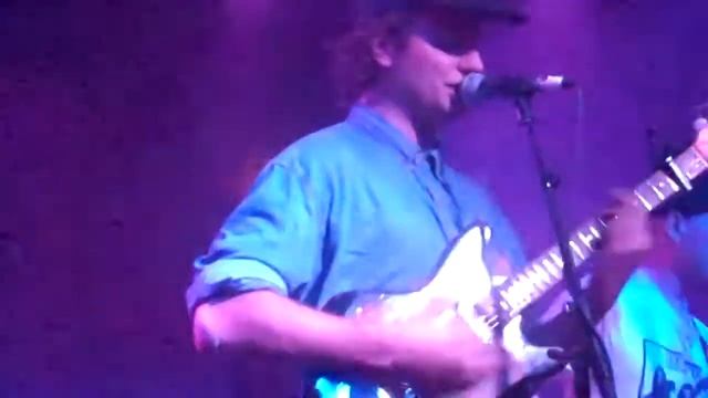 Mac DeMarco - Freaking Out The Neighbourhood LIVE (12/17/2012) смотреть онлайн