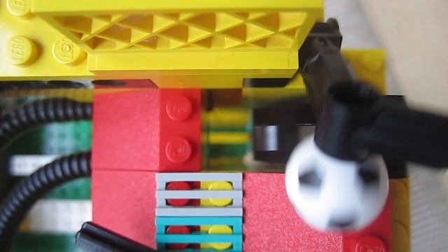 GBC lift arm test (LEGO Power Functions) смотреть онлайн