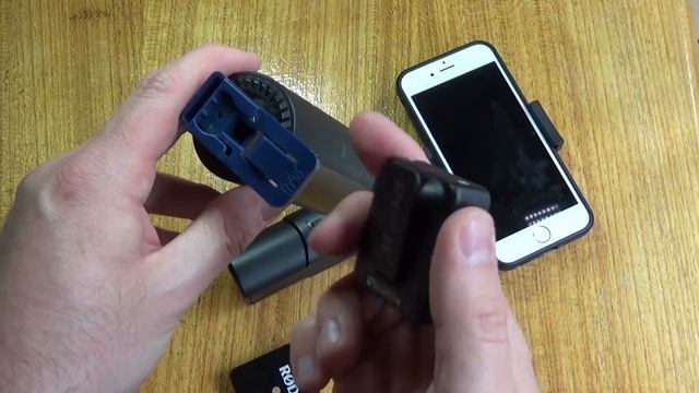 How to mount a Rode Wireless Go on a smartphone gimbal смотреть онлайн