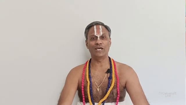 Periyazhwar Thirumozhi Day 05 Vanna Madangal смотреть онлайн