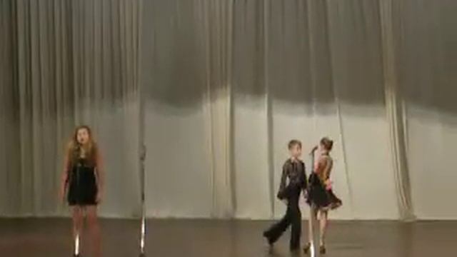 Пою в Северной Корее (2010 год) смотреть онлайн