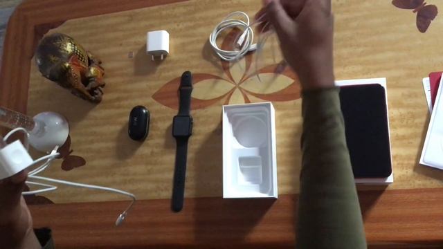 Unboxing IPHONE XR PRODUCT RED VERSION смотреть онлайн