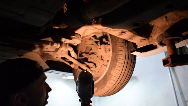 Подъемник: Hyundai Genesis (14 Серия) смотреть онлайн