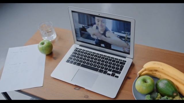 What Happens If You Only Eat Apples For A Week смотреть онлайн