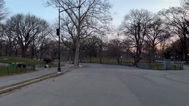 Live NYC Walking Commute: To Upper West Side via Central Park - Mar 22, 2023 смотреть онлайн