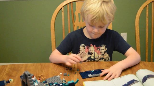 Sawyer's Creations! - Building Lego Minecraft The Deep Dark Battle смотреть онлайн