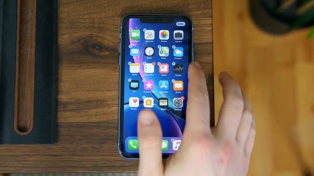 iPhone XR Review: The 2018 iPhone You Should (Probably) Buy смотреть онлайн