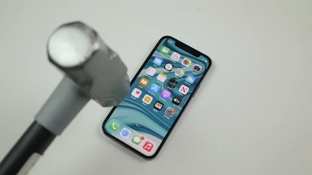 iPhone 12 Pro Hammer & Knife Scratch Test! смотреть онлайн
