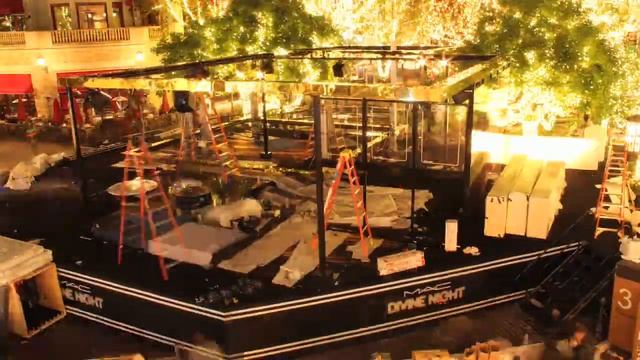 MAC Cosmetics Divine Night Time-Lapse Set-up at The Grove смотреть онлайн