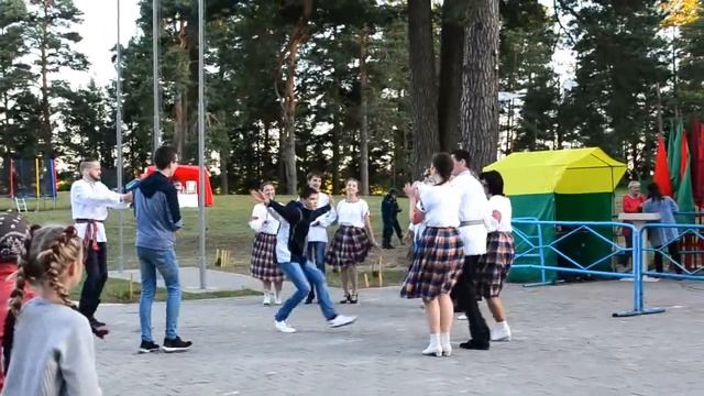 ХОДЦЕВСКАЯ  КАДРИЛЬ (восстановленная версия)