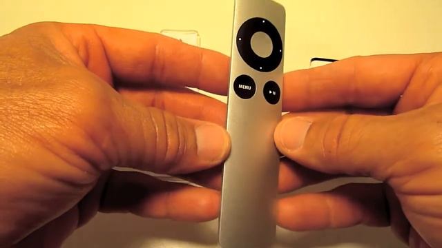 (HD) NEW 2010 APPLE REMOTE UNBOXING - COOL LITTLE REMOTE смотреть онлайн