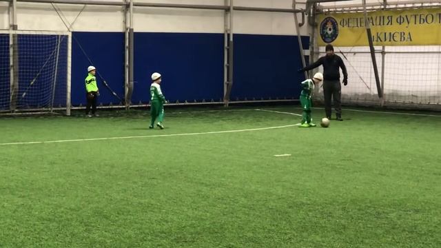 Смена Оболонь-СК Киев 3-2 1-тайм смотреть онлайн