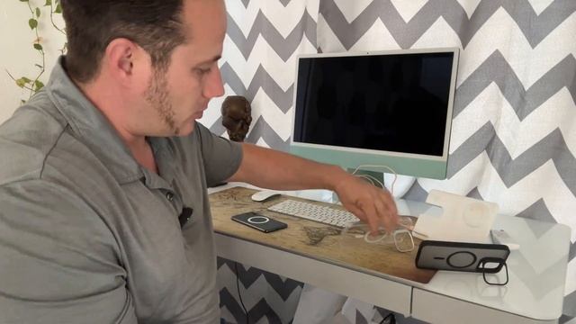 iPhone 15 - Pro Max Matte Clear L Stand Case Review From Torras смотреть онлайн