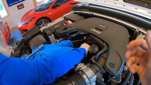 Jeep Wrangler Oil Change. Jeep Wrangler JL 3.6L Oil Change