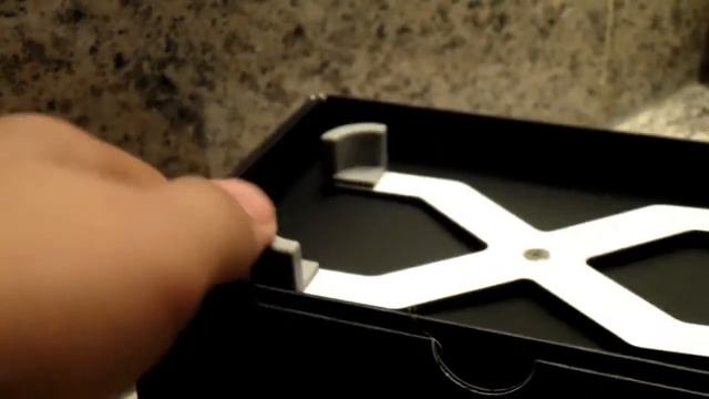 Justmobile XStand Unboxing and Hands On смотреть онлайн