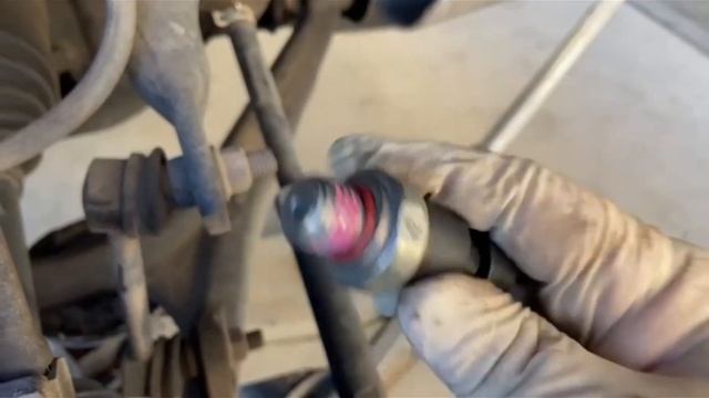 Hummer H3 oil pressure sensor replacing, location, easy fix ￼ смотреть онлайн