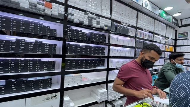 iPhone 13 Pro Dubai shopping- The Truth & Experience (if you are not an youtuber😂) смотреть онлайн