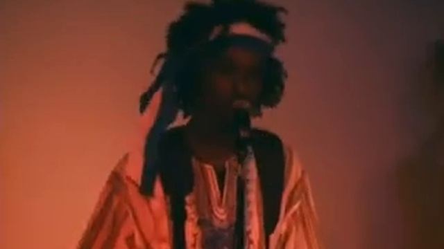 K'naan - Voices In My Head смотреть онлайн