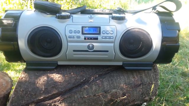Boomblaster JVC RV-B90GY смотреть онлайн