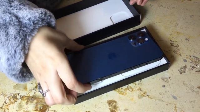 Iphone 12 pro max unboxing advert смотреть онлайн