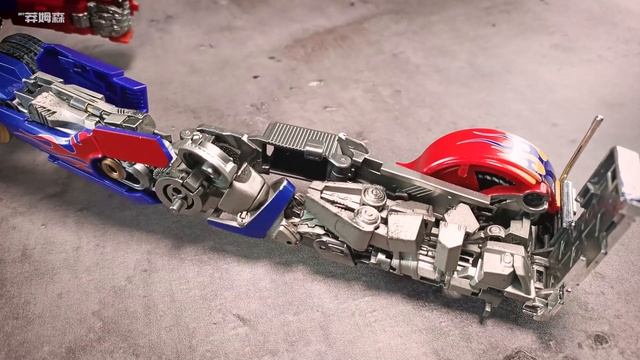 Legends never die！Black Apple MPM04 Thunder Leader Optimus Prime stop motion Transformers. смотреть онлайн