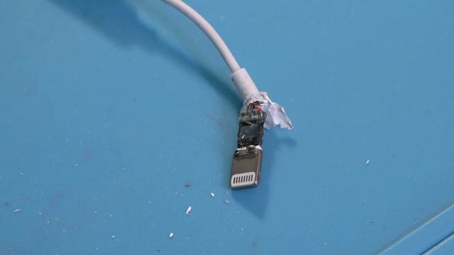 Tinhte.vn | Phẫu thuật adapter và tai nghe lightning iPhone 7: có DAC смотреть онлайн