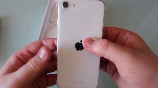 Apple IPhone SE 2020 64GB White Unboxing