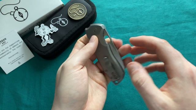Urban EDC Supply Vox F5.5 Review - The Best Voxnaes Collaboration Ever! смотреть онлайн