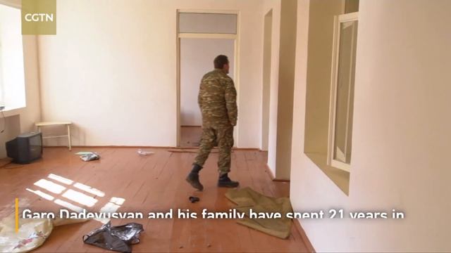 Kalbajar residents burn homes before Azerbaijan handover смотреть онлайн