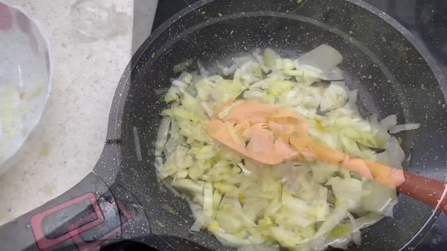 Фунчоза с куриными желудочками. Вкусненько! смотреть онлайн