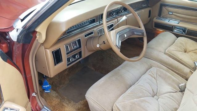 1976 Lincoln Continental Town Car