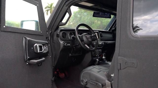 Introducing the Black Kevlar Bulletproof Apocalypse 6X6 смотреть онлайн
