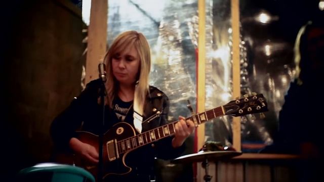 Anna Kramer and the Lost Cause "Living on the Road". смотреть онлайн