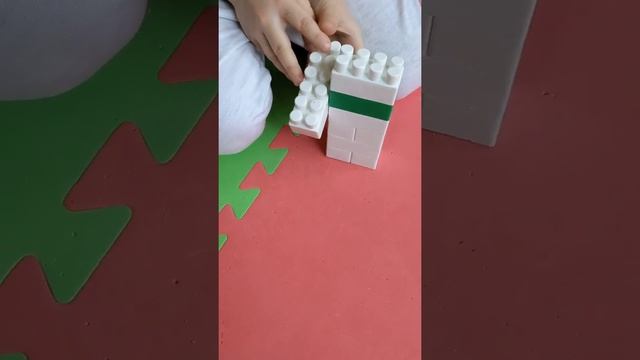 Как сделать космонавтов Амонг Ас из кубиков смотреть онлайн