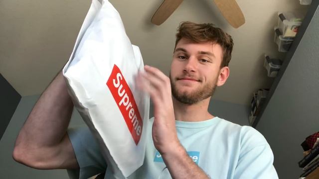 ASMR Supreme x Undercover x Public Enemy unboxing and review with tapping, scratching, and plastic! смотреть онлайн