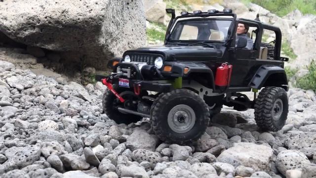 WPL C-14/New Bright Jeep Rubicon смотреть онлайн