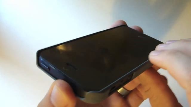 Amzer Snap On iPhone 5 смотреть онлайн