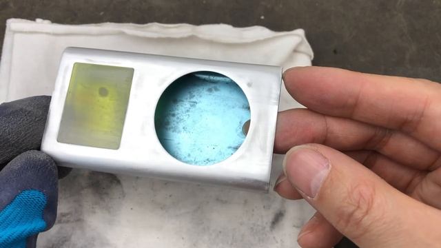 Repair and upgrade two iPod mini from 17 years ago and make a leather case смотреть онлайн