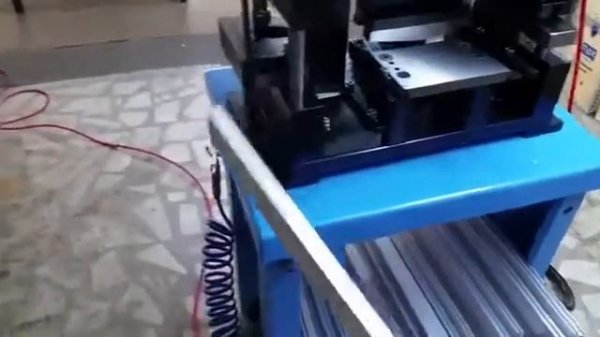 IMAX Пневматический пресс для обработки фасадных систем SIAL