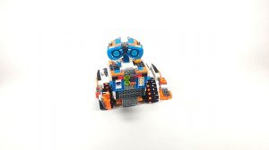 LEGO WALL-E built with the BOOST Creative Toolbox 17101