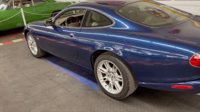 2002 Jaguar XK-Series- XK8 - RARE COUPE смотреть онлайн