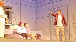 Клип по спектаклю "Мы летим". Пьеса "Боинг-боинг"
Музыка и исполнения ИИ.