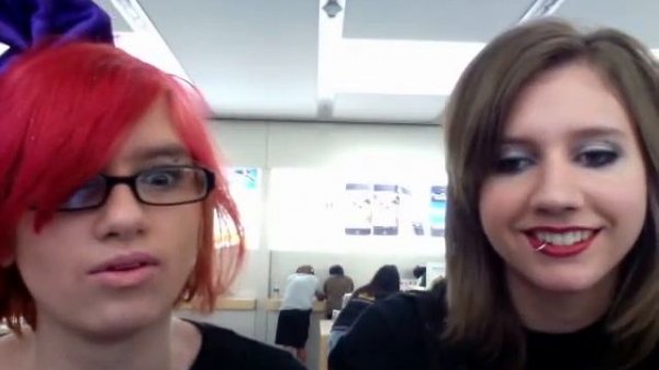 Emo Apple Store Adventures Episode 4 [alarm goes off! =O]
