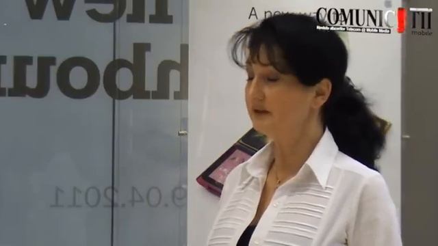Primul magazin stil Apple in Romania - Q&A смотреть онлайн