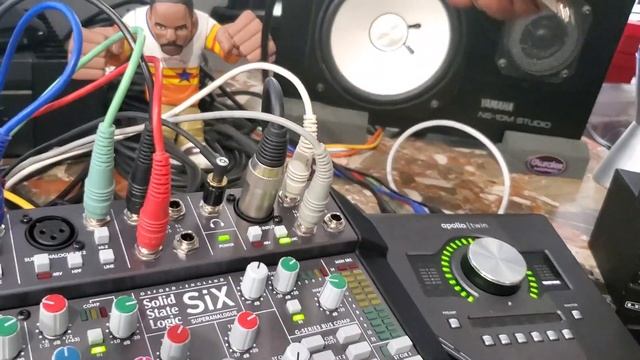 Get 2 More Analog Channels Using Insert Cable w: Apollo Twin MKII's Headphone Jack w: SSL SiX смотреть онлайн