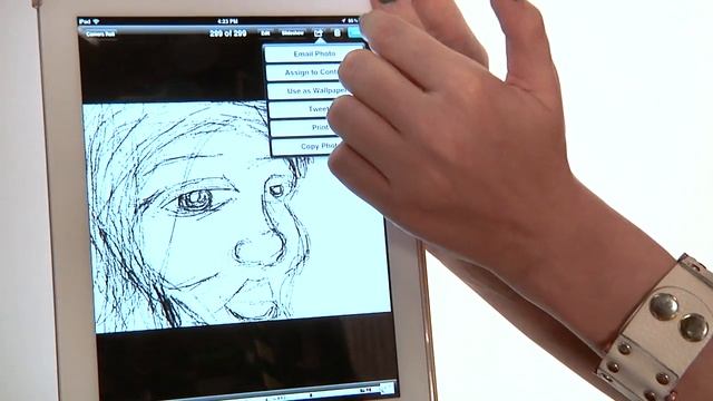 How to Use Gmail to Send a File on an iPad : iPad Tutorials смотреть онлайн