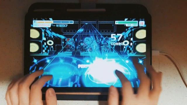 виктор петрович из кухни бомбит, пока я впервые прохожу хелл ор хелл на харде в бандори смотреть онлайн